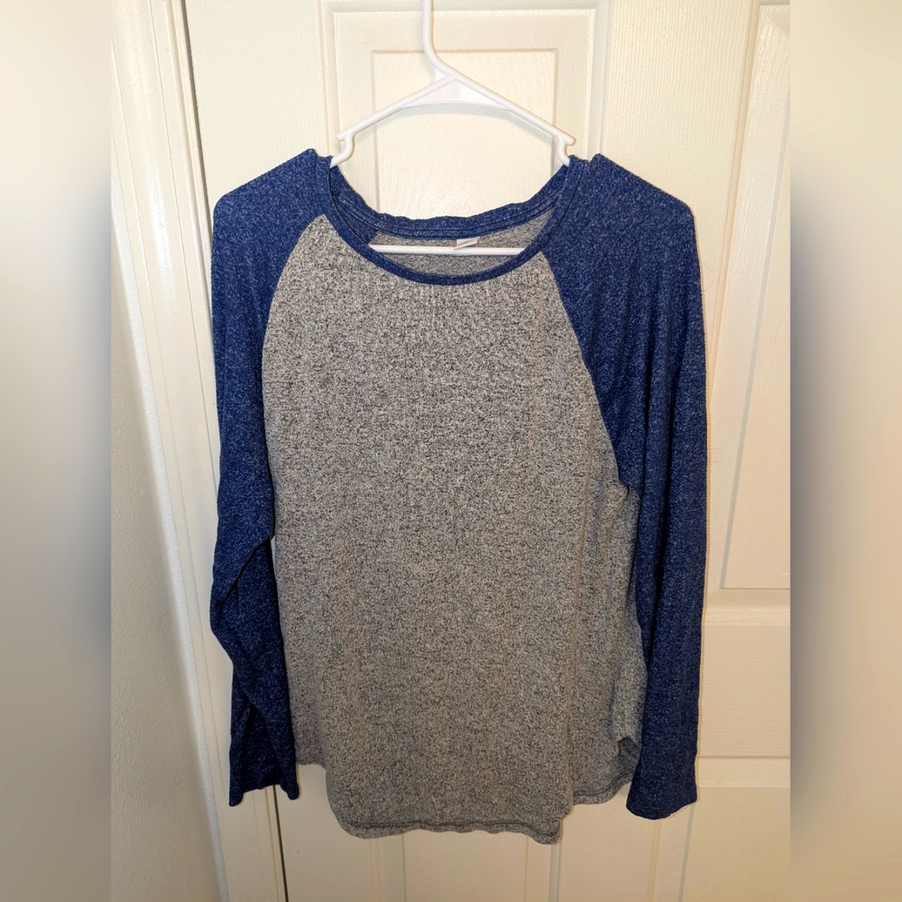 Old Navy Large Long sleeve Shirt